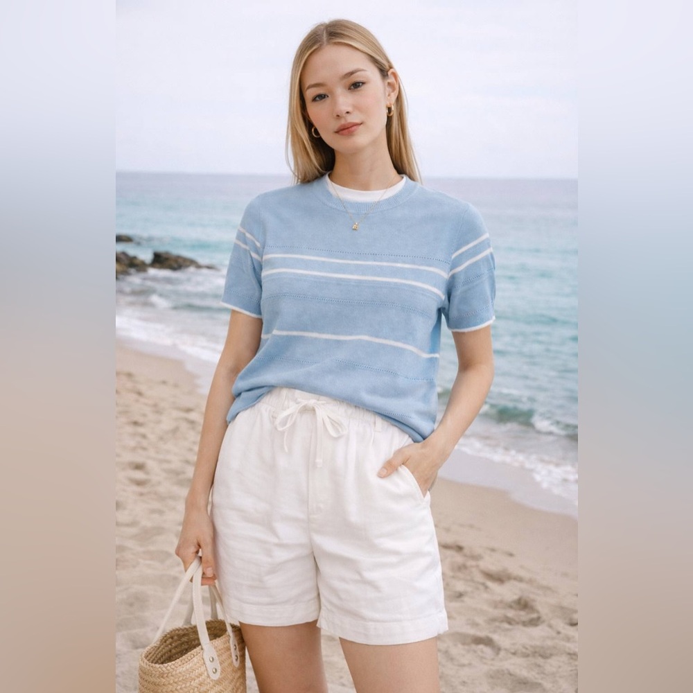 Light Blue Short-Sleeve Knit Top - Casual Striped Women’s Tee